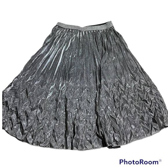 NWT WDNY Women's Size 1X Plus Pleated Midi Skirt Silver Metallic - Picture 2 of 12